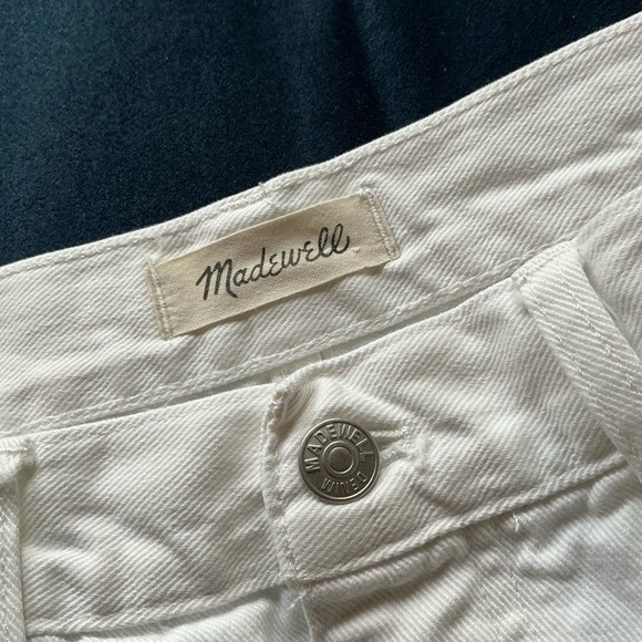 Madewell‎ Relaxed Denim Shorts in Tile White - Picture 3 of 7